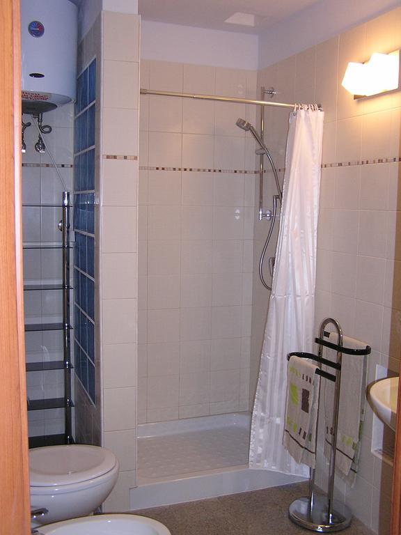 גרוטליה Art Transparent B&B מראה חיצוני תמונה