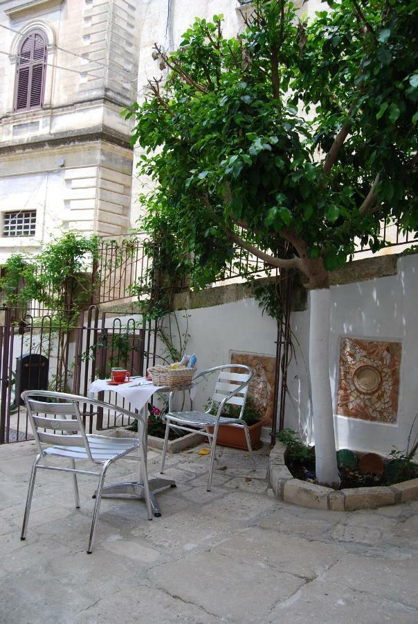 גרוטליה Art Transparent B&B מראה חיצוני תמונה